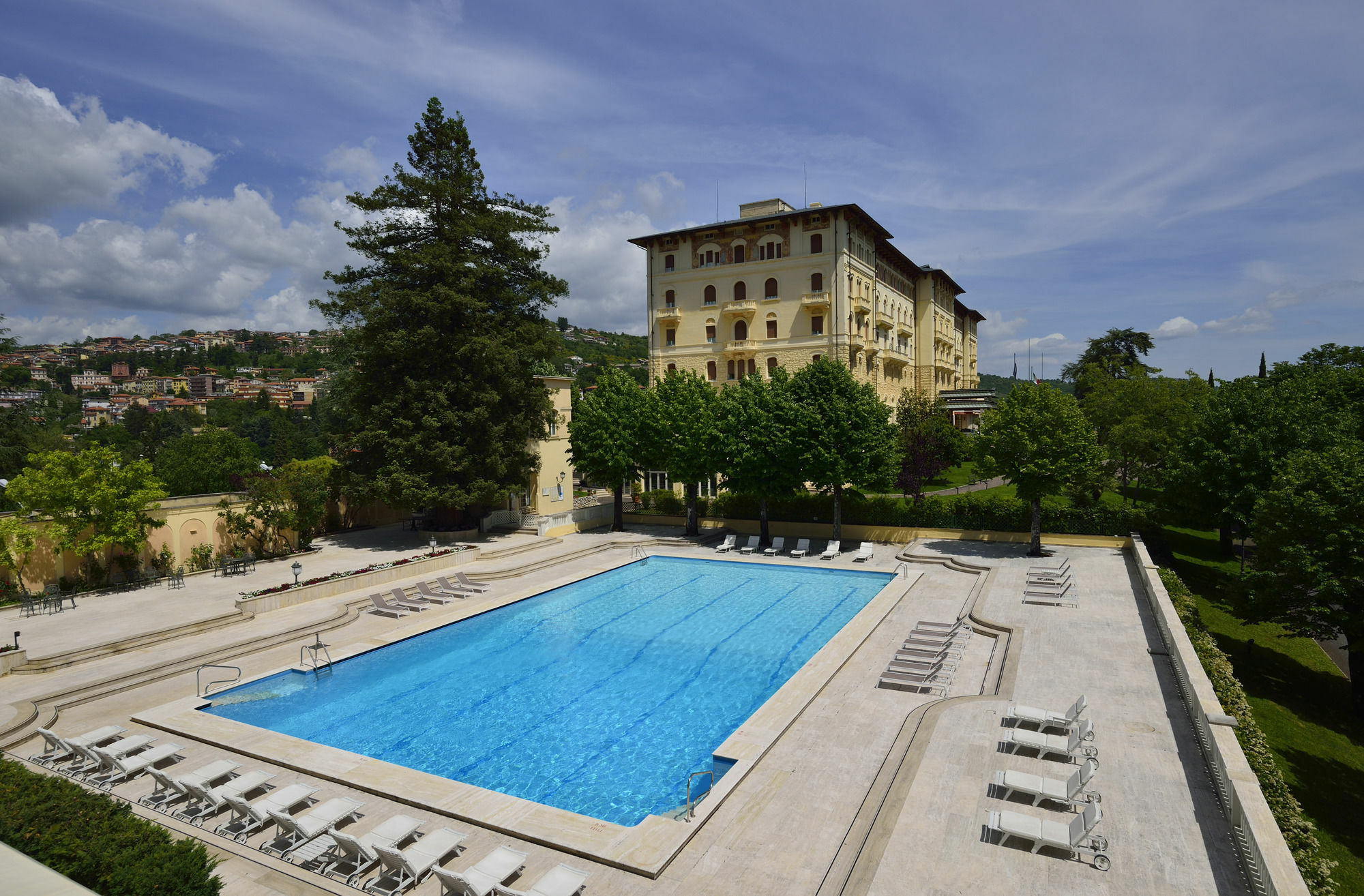 Grand Hotel Palazzo Della Fonte Fiuggi Exterior photo